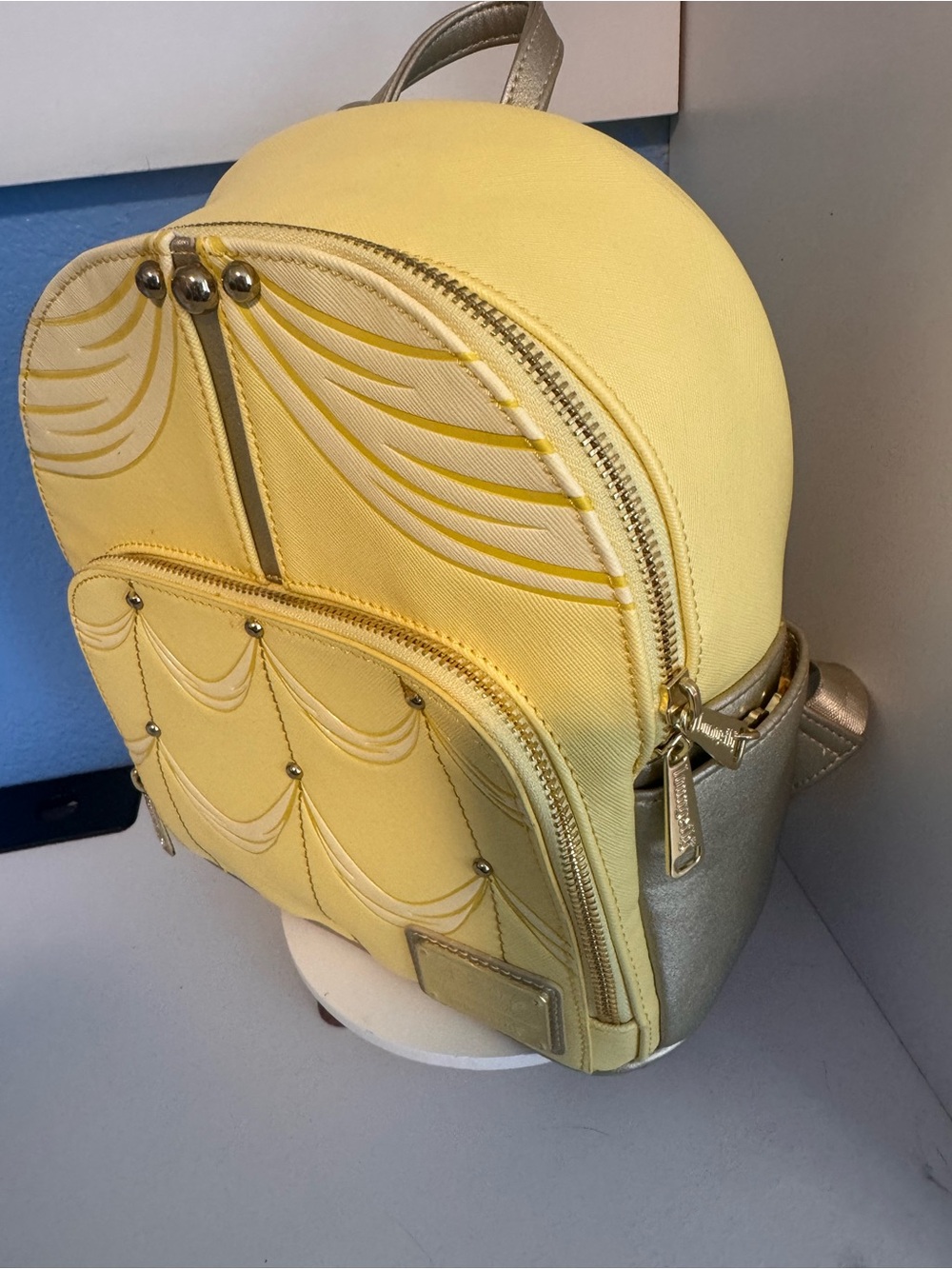 Loungefly Yellow Scallop Mini Backpack - Picture 5 of 9